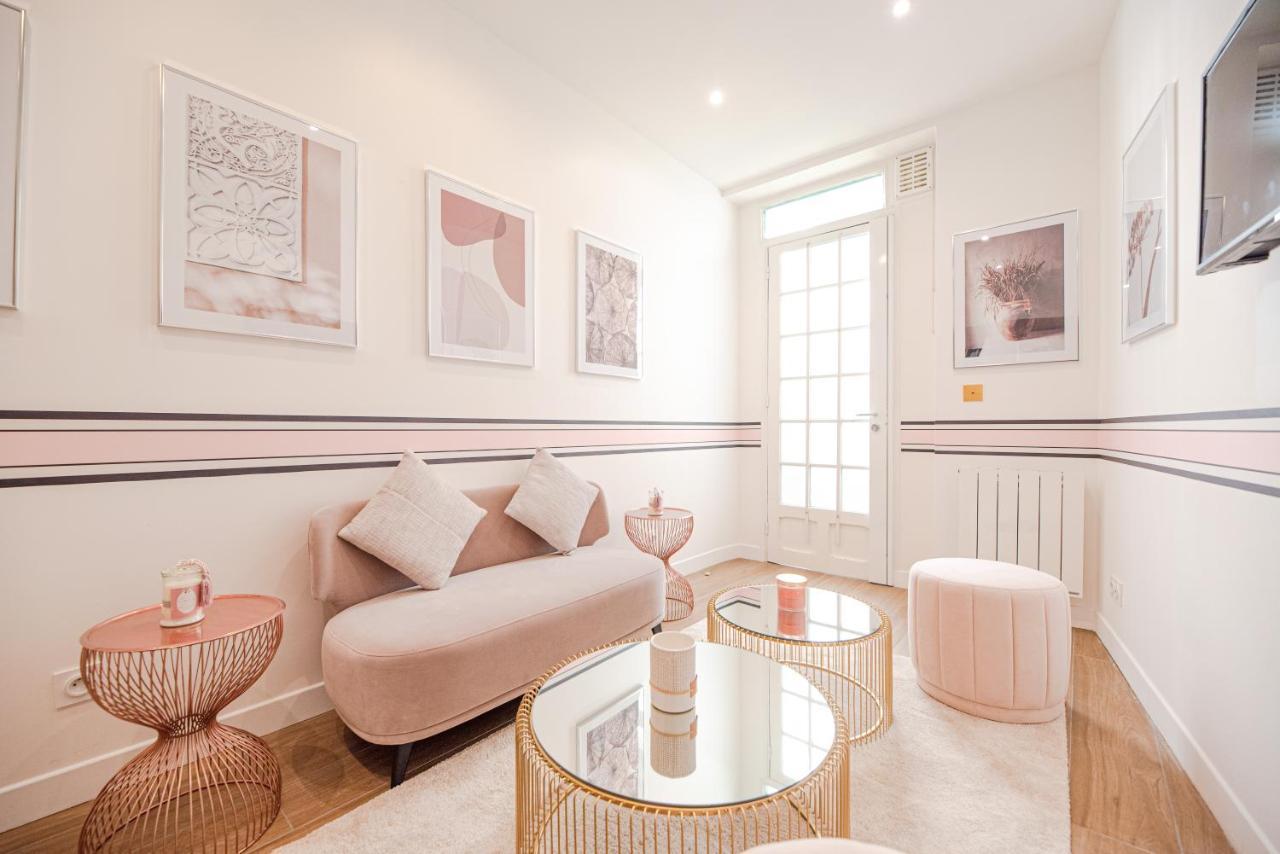 Beautiful Apartments In Le "Haut Marais" Paris Bagian luar foto